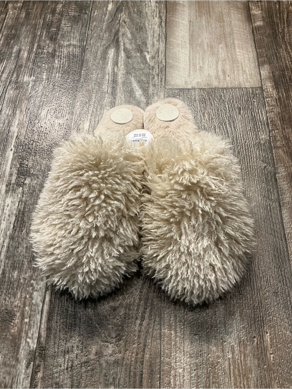 Anthropologie Cream Plush Slip-On Slippers Size Large 9/10 - Picture 12 of 12